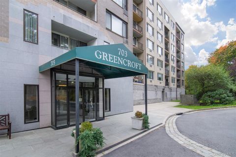 703 Pelham RD 407 New Rochelle NY 10805