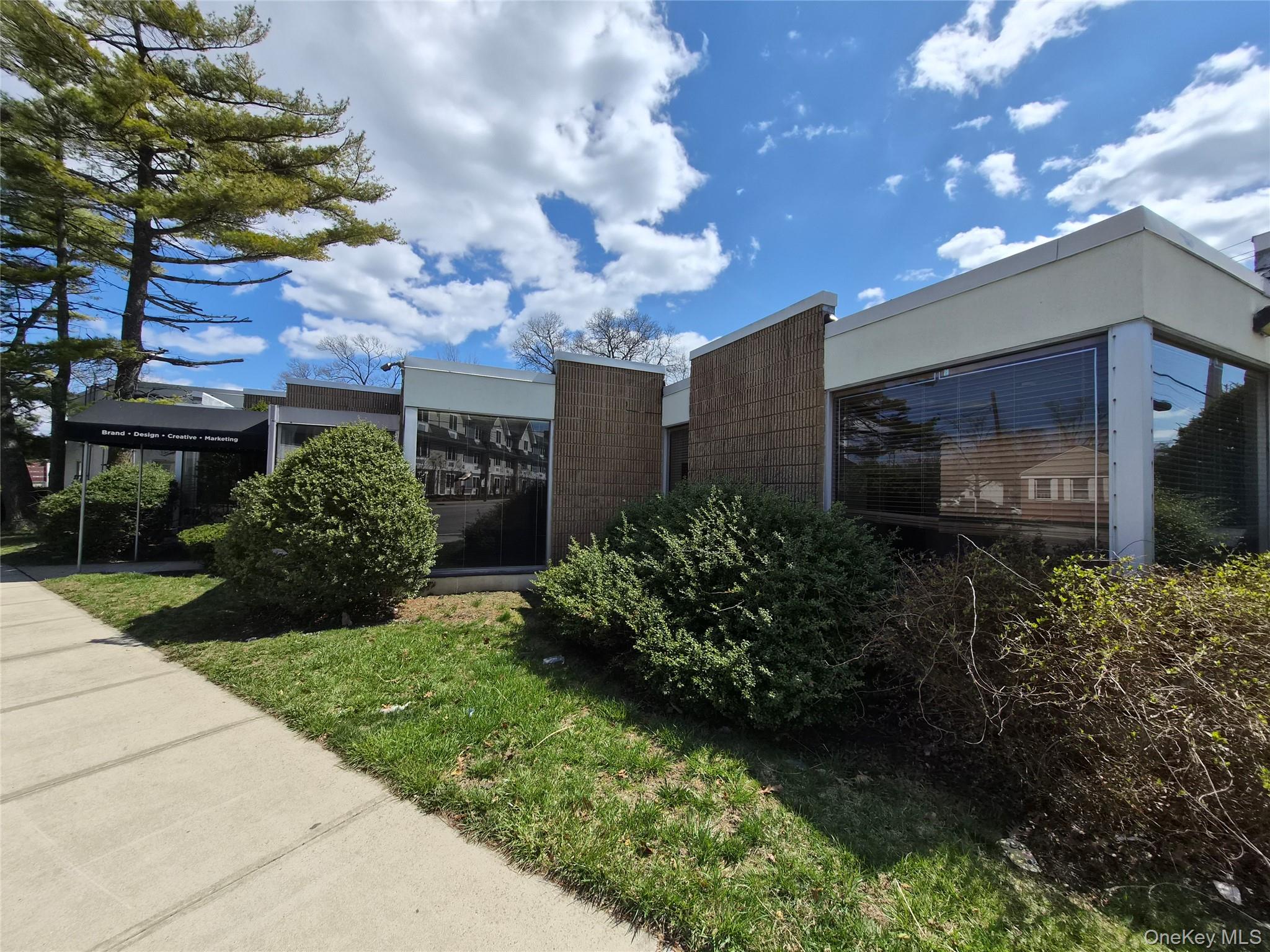 121 W Oak Street STE 1