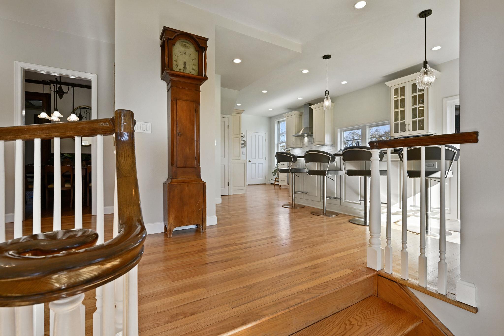 242 Melbourne Avenue, Mamaroneck, New York image 16