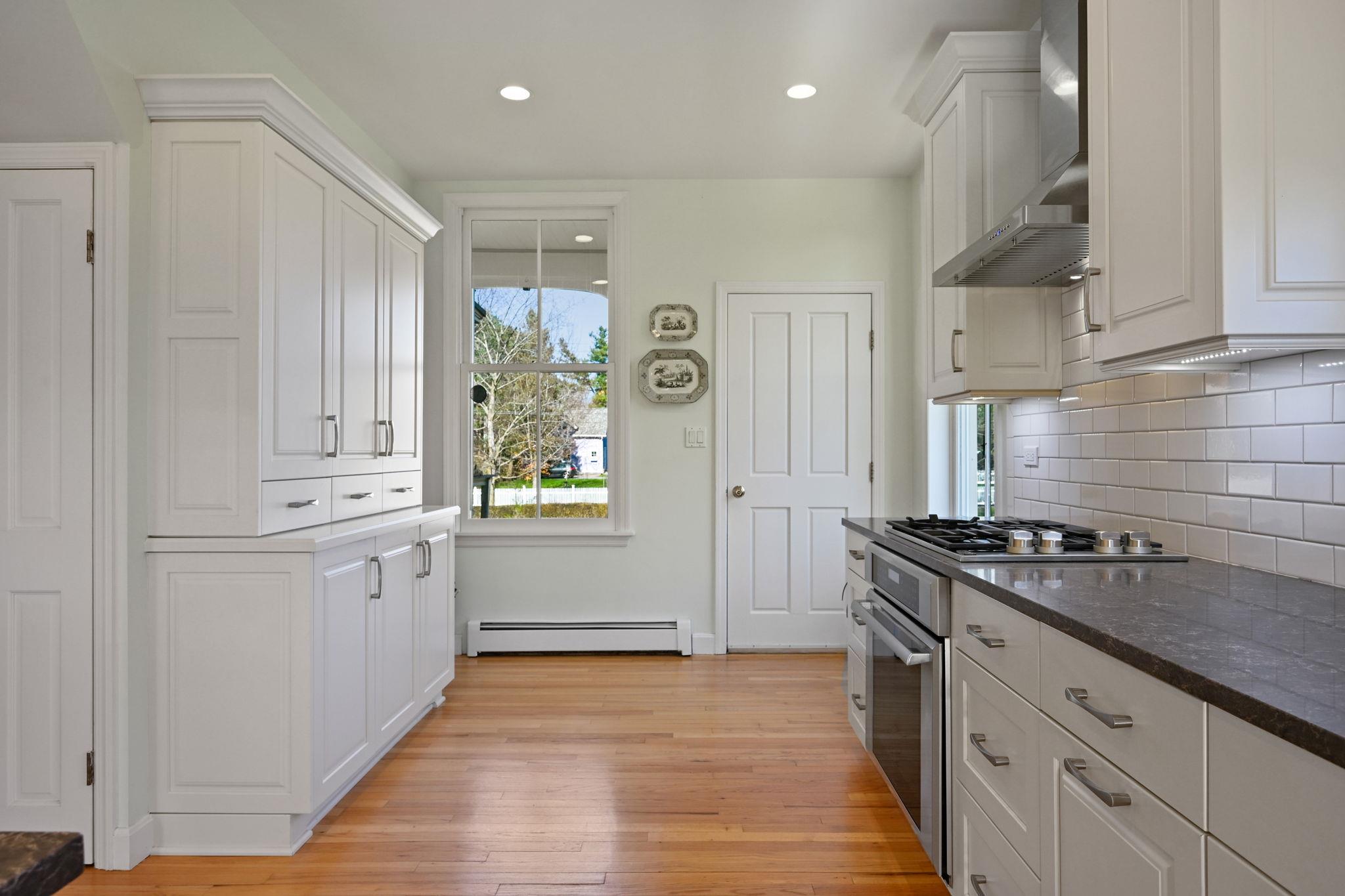 242 Melbourne Avenue, Mamaroneck, New York image 20
