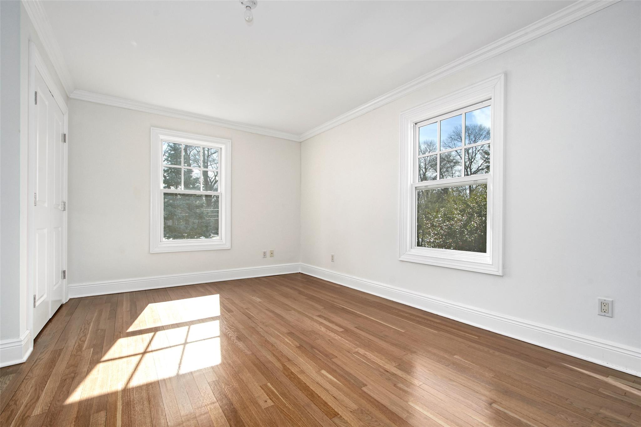 8 Walden Lane, Rye, New York image 19