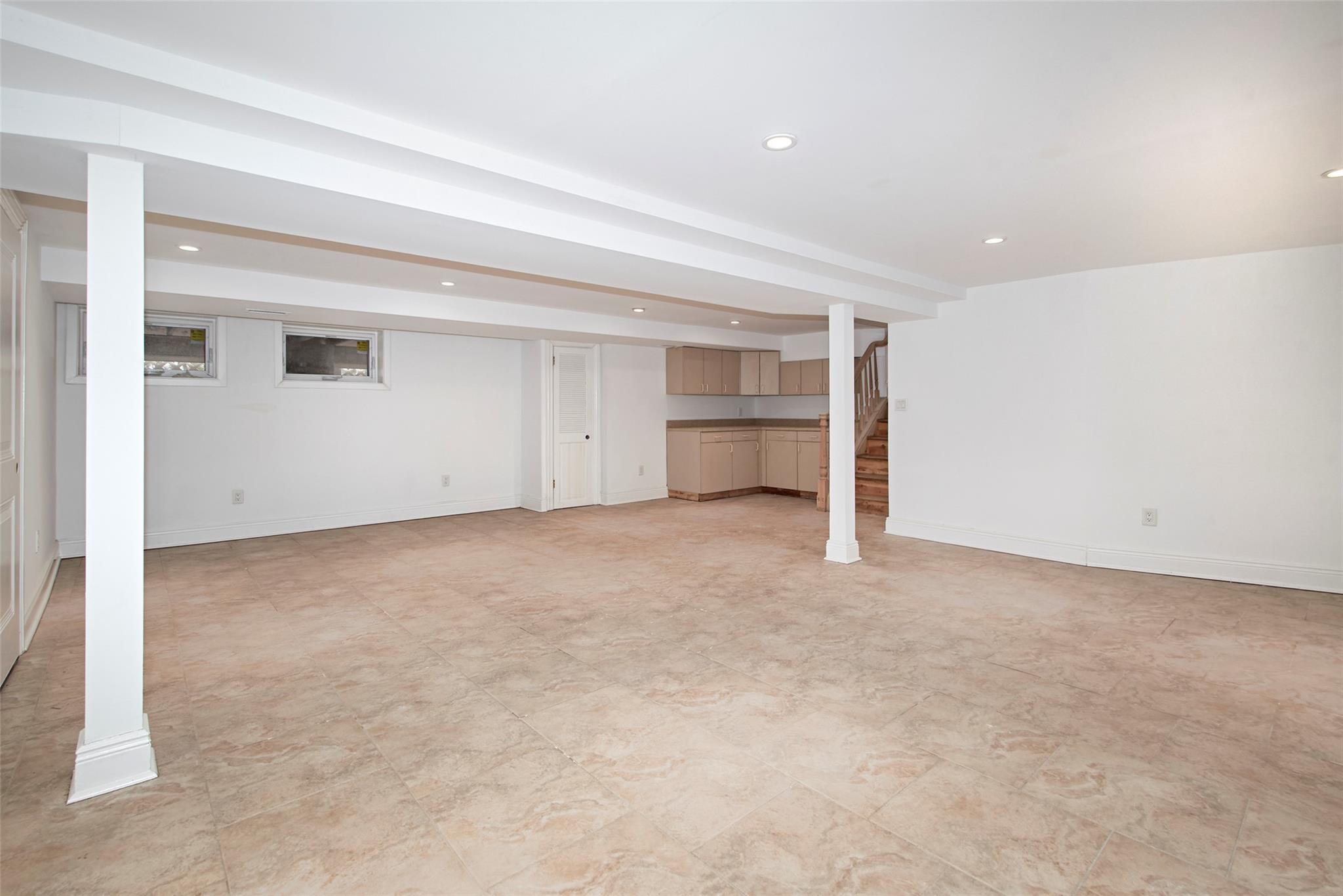 8 Walden Lane, Rye, New York image 24