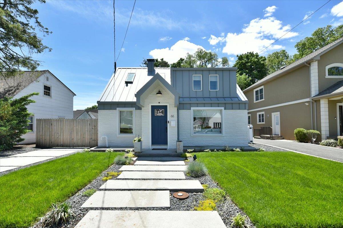 66 Harvard Street, Roslyn Heights, New York image 1