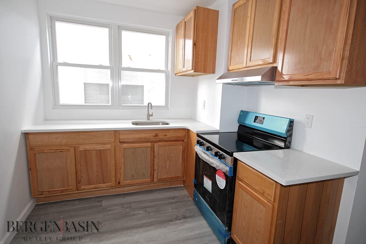 1372 E 94 Street, Brooklyn, New York image 7