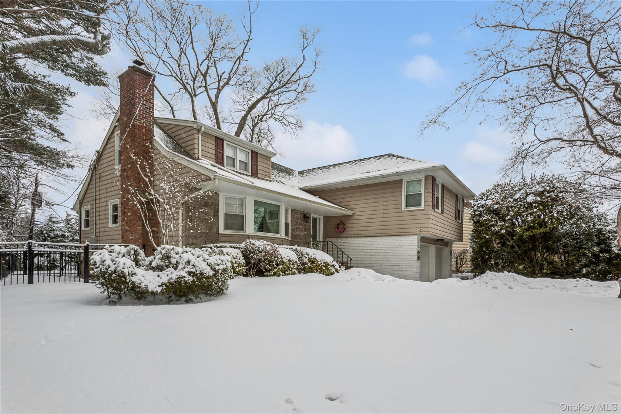 688 Hempstead Avenue