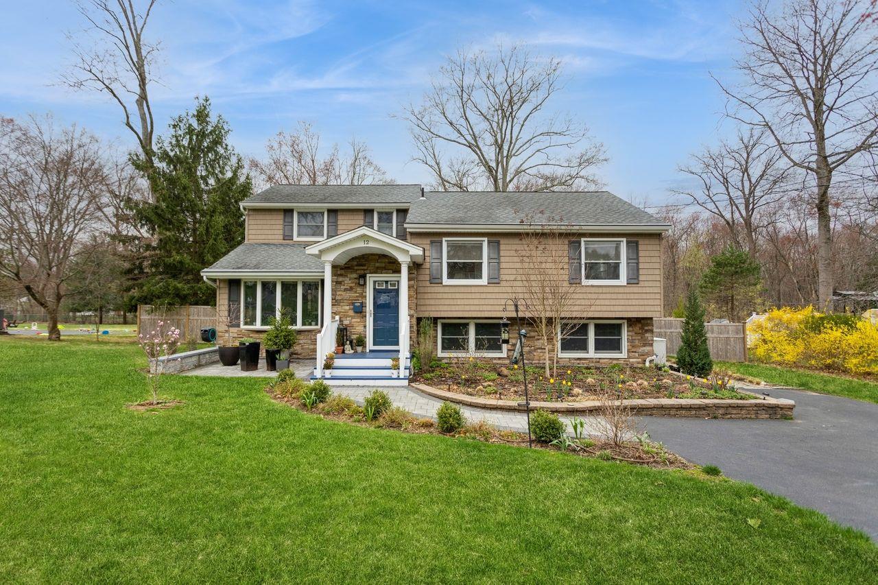 12 Hobe Street, West Nyack, New York image 1