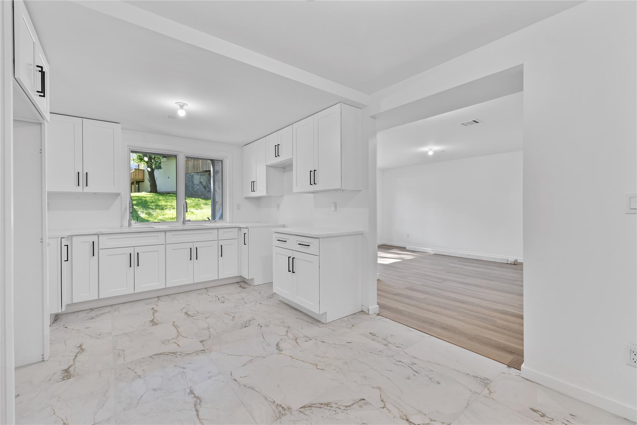 40 Singer Avenue #214, Spring Valley, New York image 42