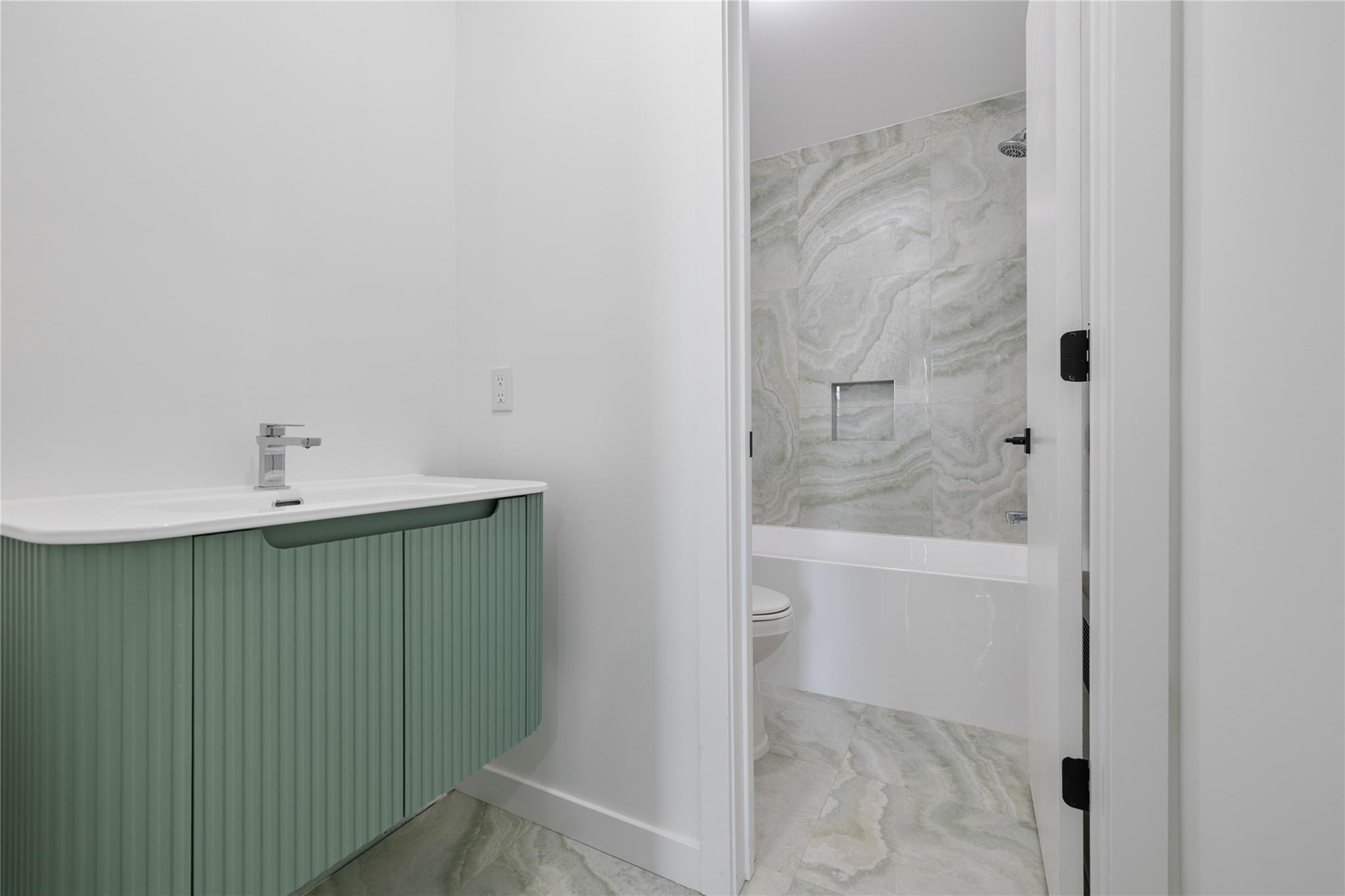 40 Singer Avenue #214, Spring Valley, New York image 39