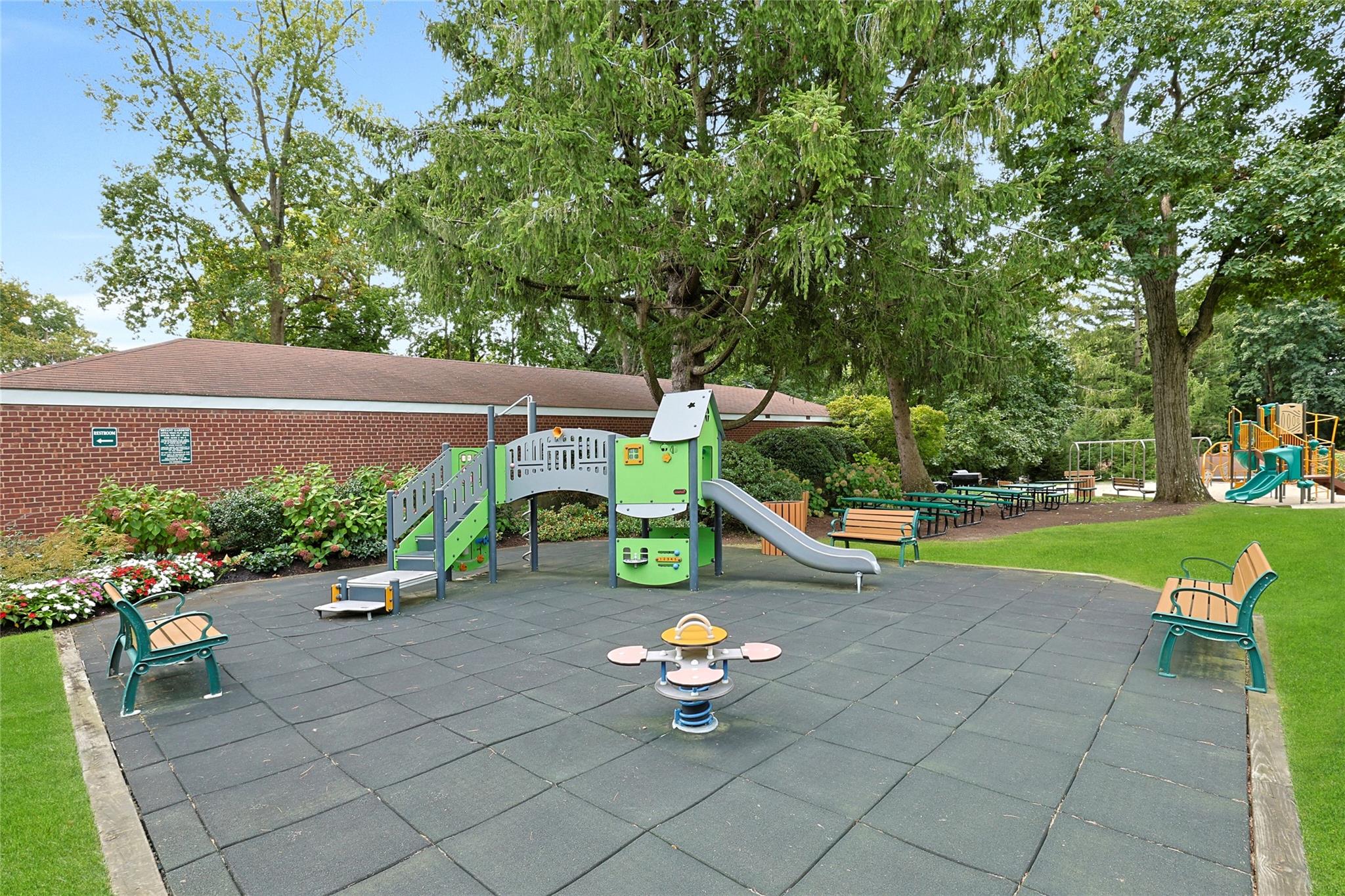 3 Bryant Crescent #1F, White Plains, New York image 18