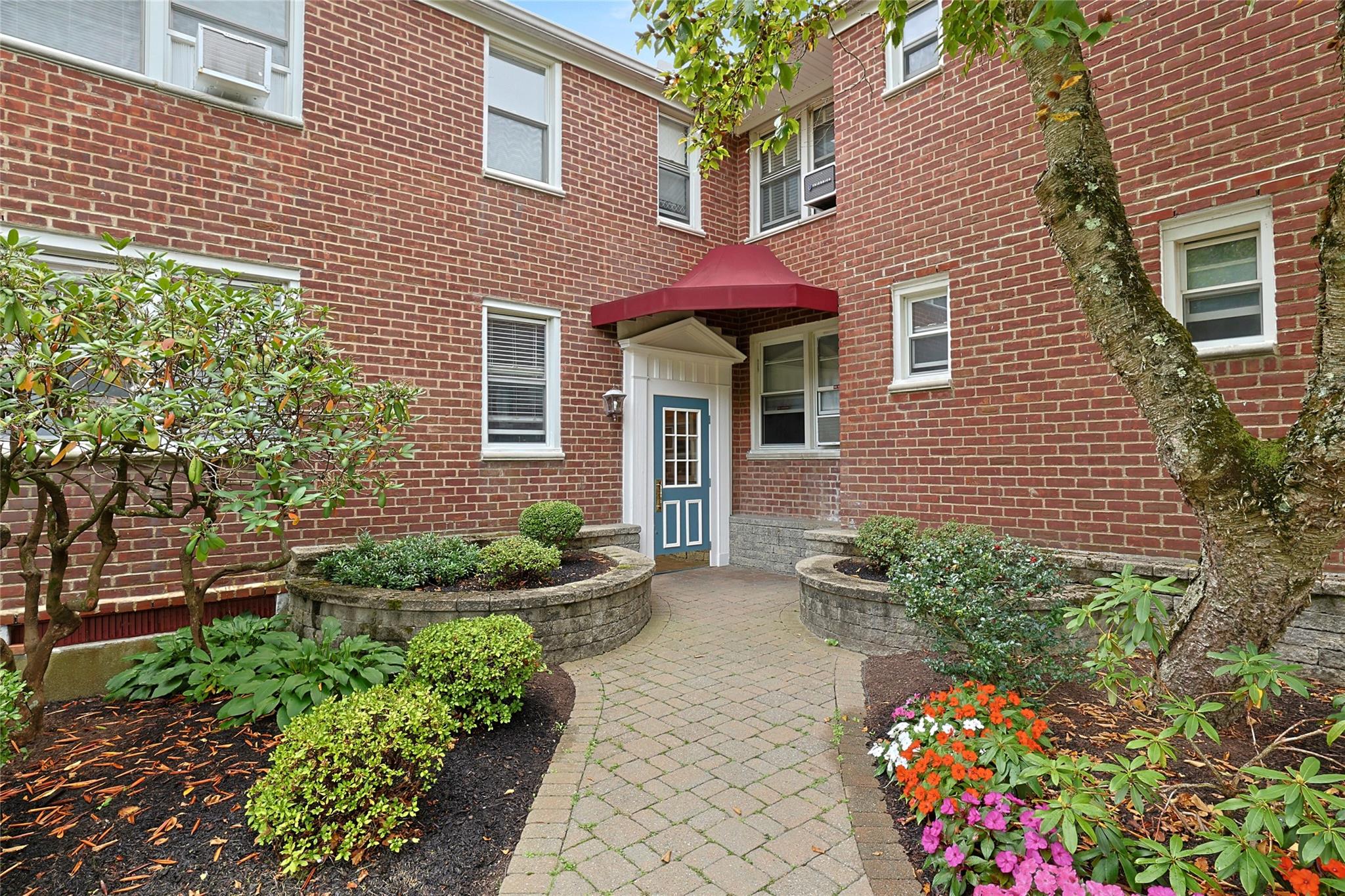 3 Bryant Crescent #1F, White Plains, New York image 3