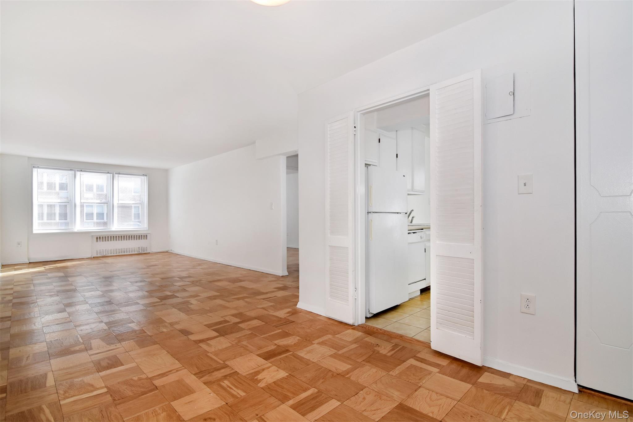 14 Westview Avenue 204