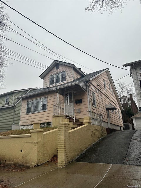 Photo of 4355 Ely Avenue, Bronx, NY 10466 (MLS # 1065235)