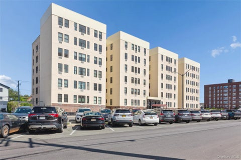 Condo For Rent - 25 W Broadway #503<br/> Nassau County, Long Beach, NY 11561