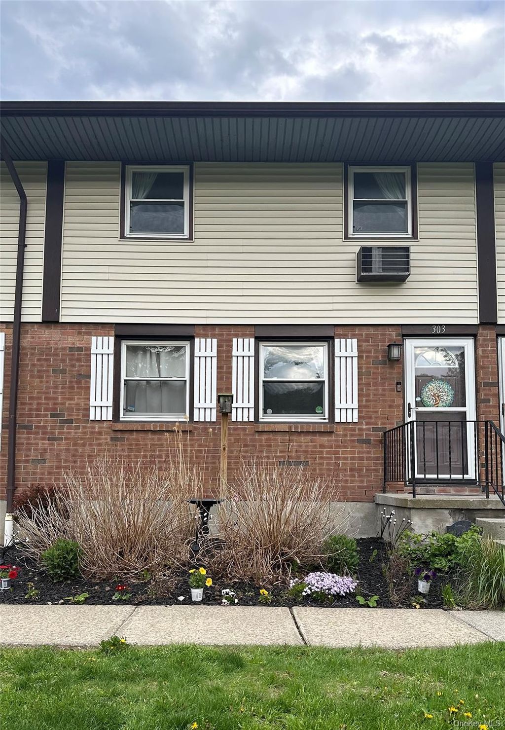 Photo of 303 Parr Meadow Drive #3C, Newburgh, NY 12550 (MLS # 986174)