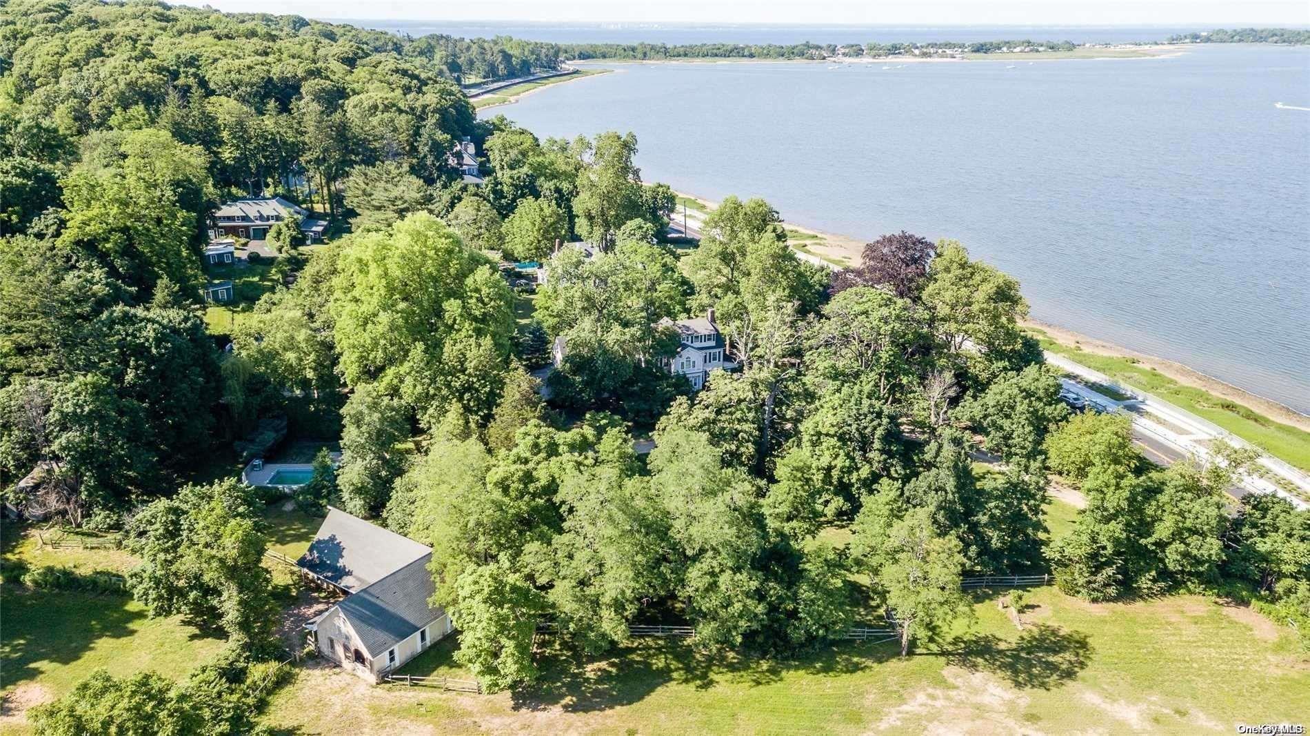 1006 W Shore Road, Mill Neck, New York image 2