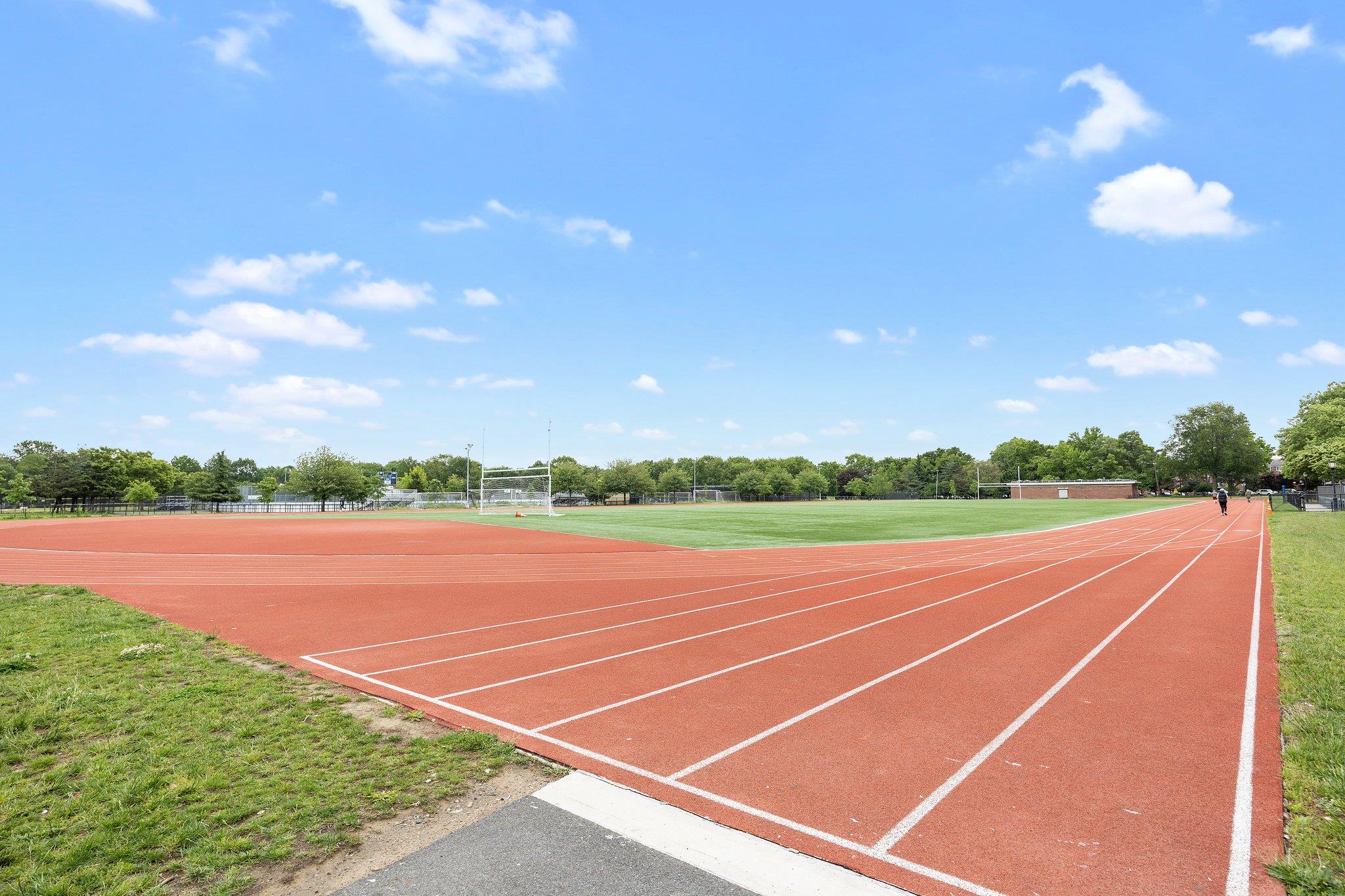 64-30 73rd Place, Middle Village, New York image 26