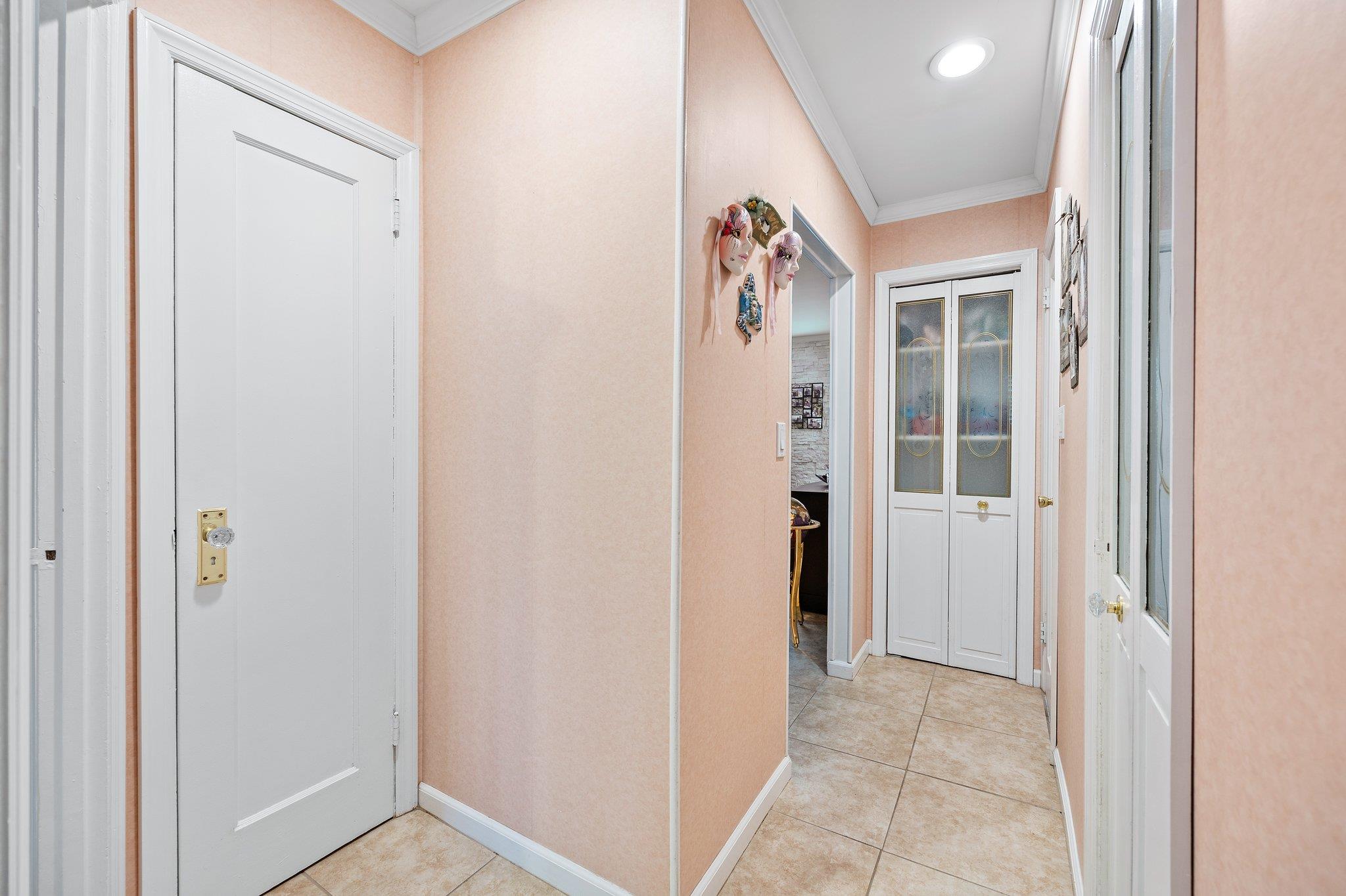 64-30 73rd Place, Middle Village, New York image 11