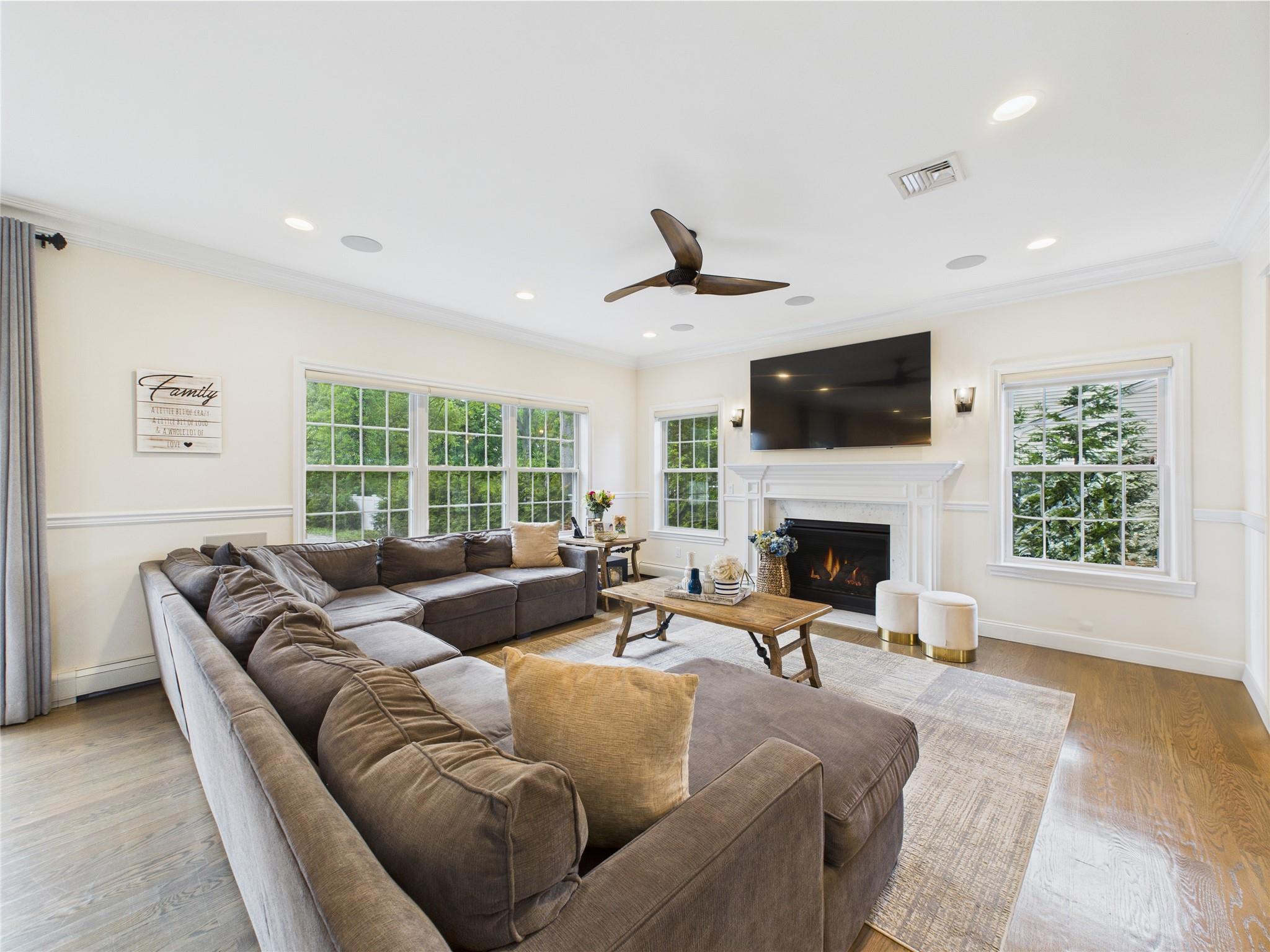 74 Buckley Road, Patchogue, New York image 10