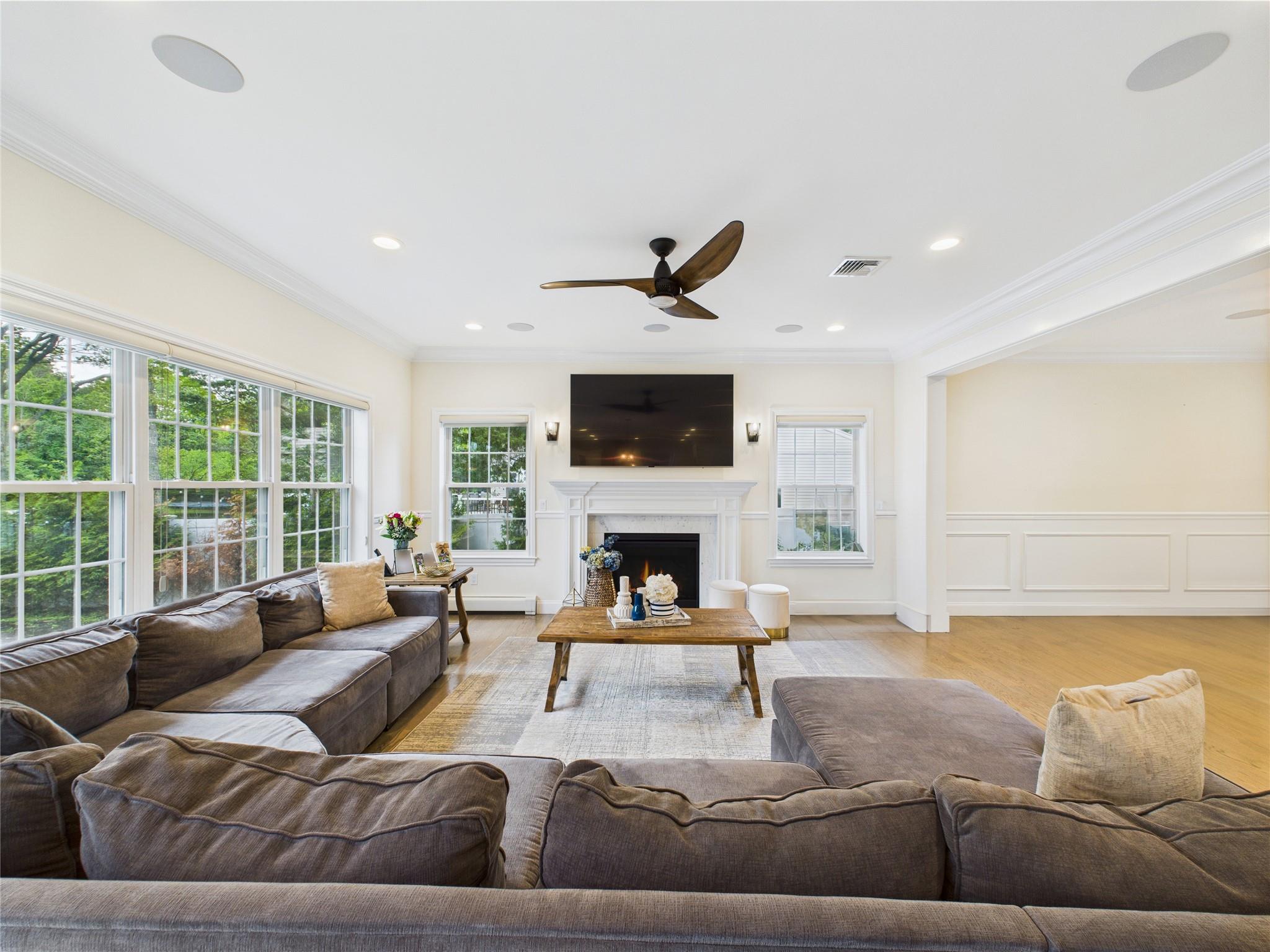 74 Buckley Road, Patchogue, New York image 12
