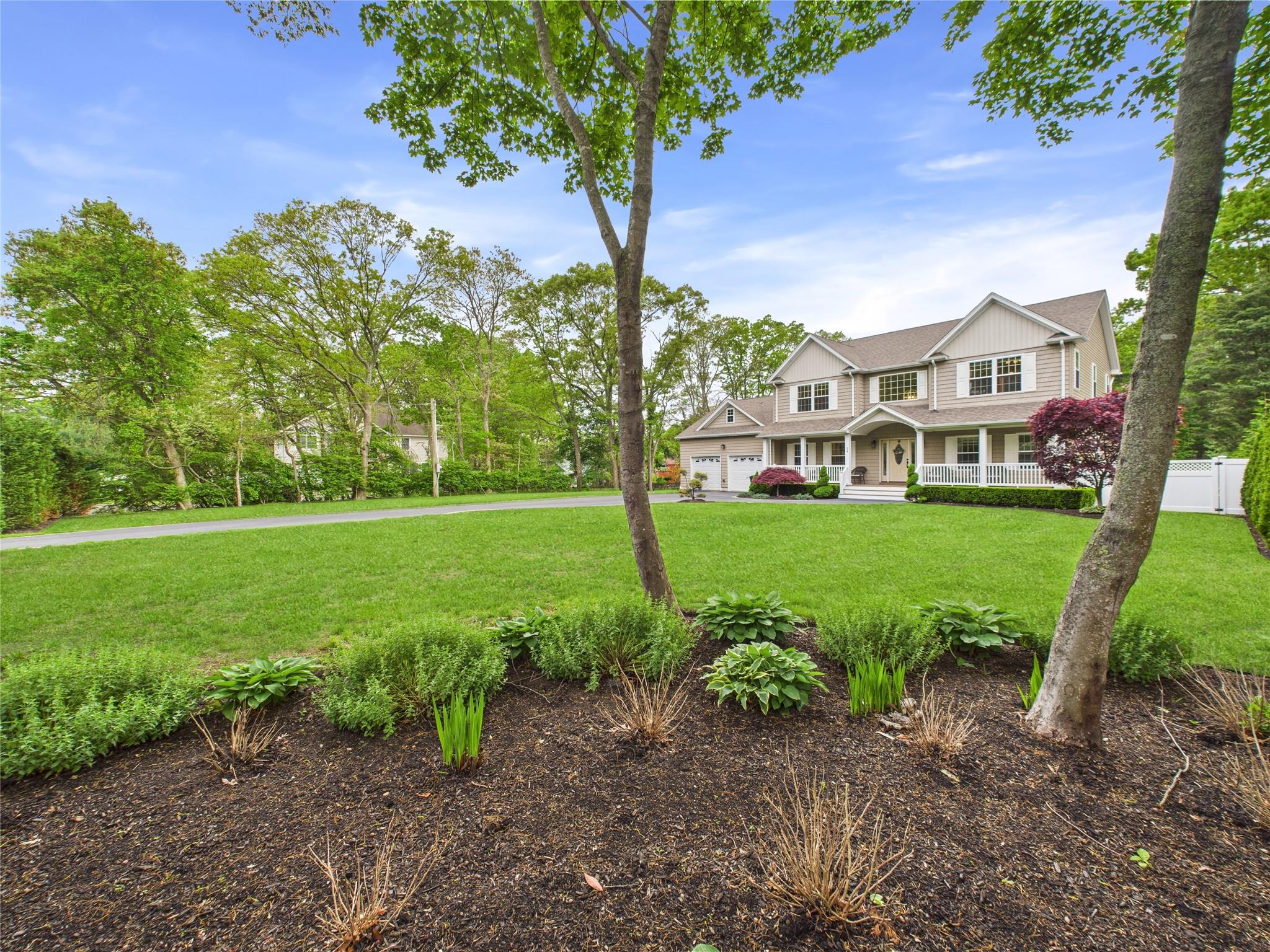 74 Buckley Road, Patchogue, New York image 3