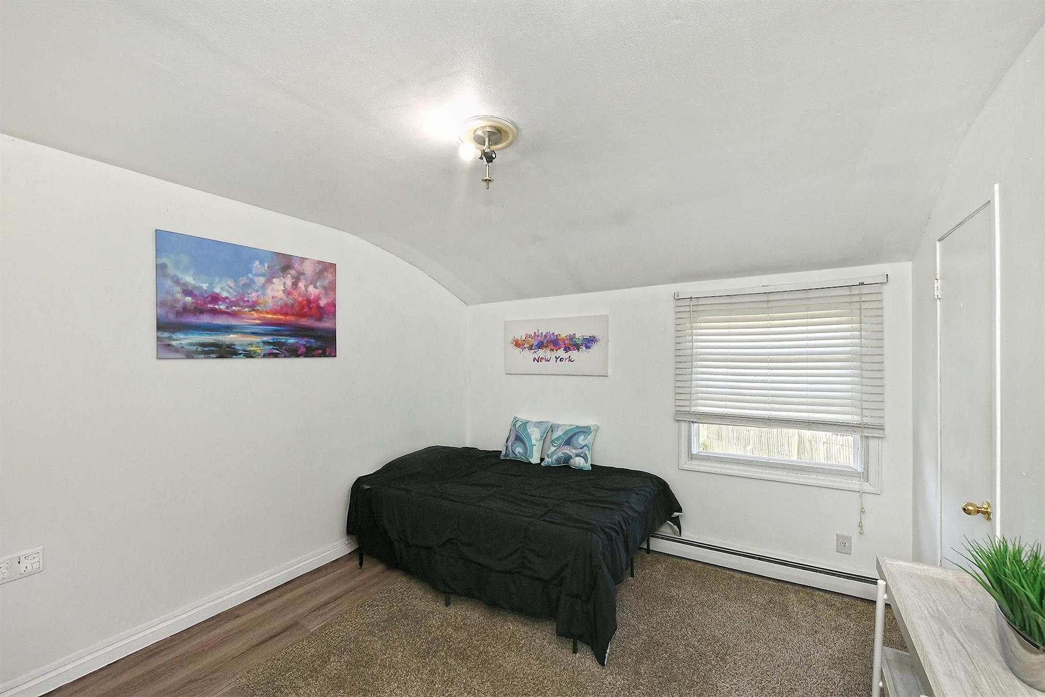 4 Split Pine Circle, Medford, New York image 17