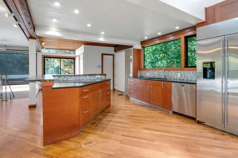 Tiny photo for 309 Scarborough Road, Briarcliff Manor, NY 10510 (MLS # 948883)