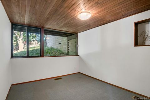 Tiny photo for 309 Scarborough Road, Briarcliff Manor, NY 10510 (MLS # 948883)