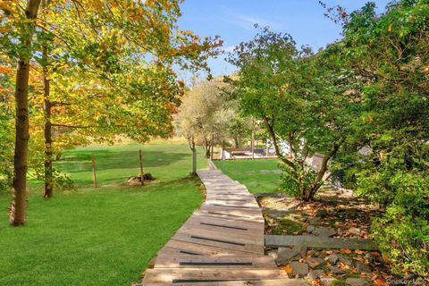 Tiny photo for 309 Scarborough Road, Briarcliff Manor, NY 10510 (MLS # 948883)