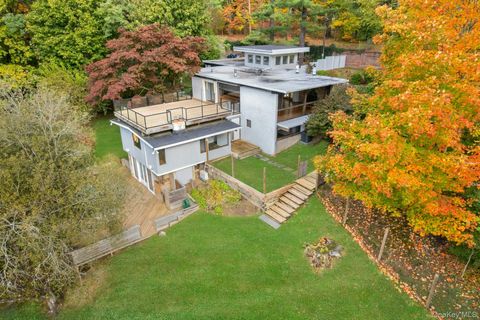 Tiny photo for 309 Scarborough Road, Briarcliff Manor, NY 10510 (MLS # 948883)