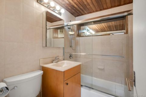 Tiny photo for 309 Scarborough Road, Briarcliff Manor, NY 10510 (MLS # 948883)