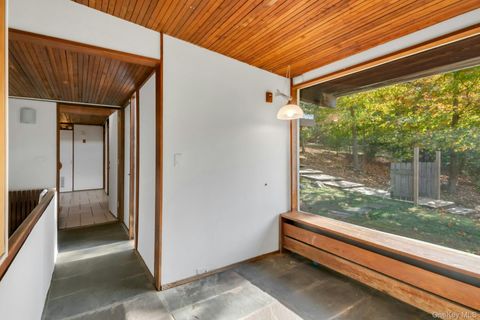 Tiny photo for 309 Scarborough Road, Briarcliff Manor, NY 10510 (MLS # 948883)