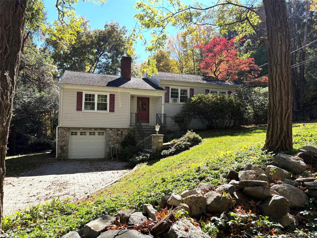 Photo of 133 Washburn Road, Briarcliff Manor, NY 10510 (MLS # 1063448)