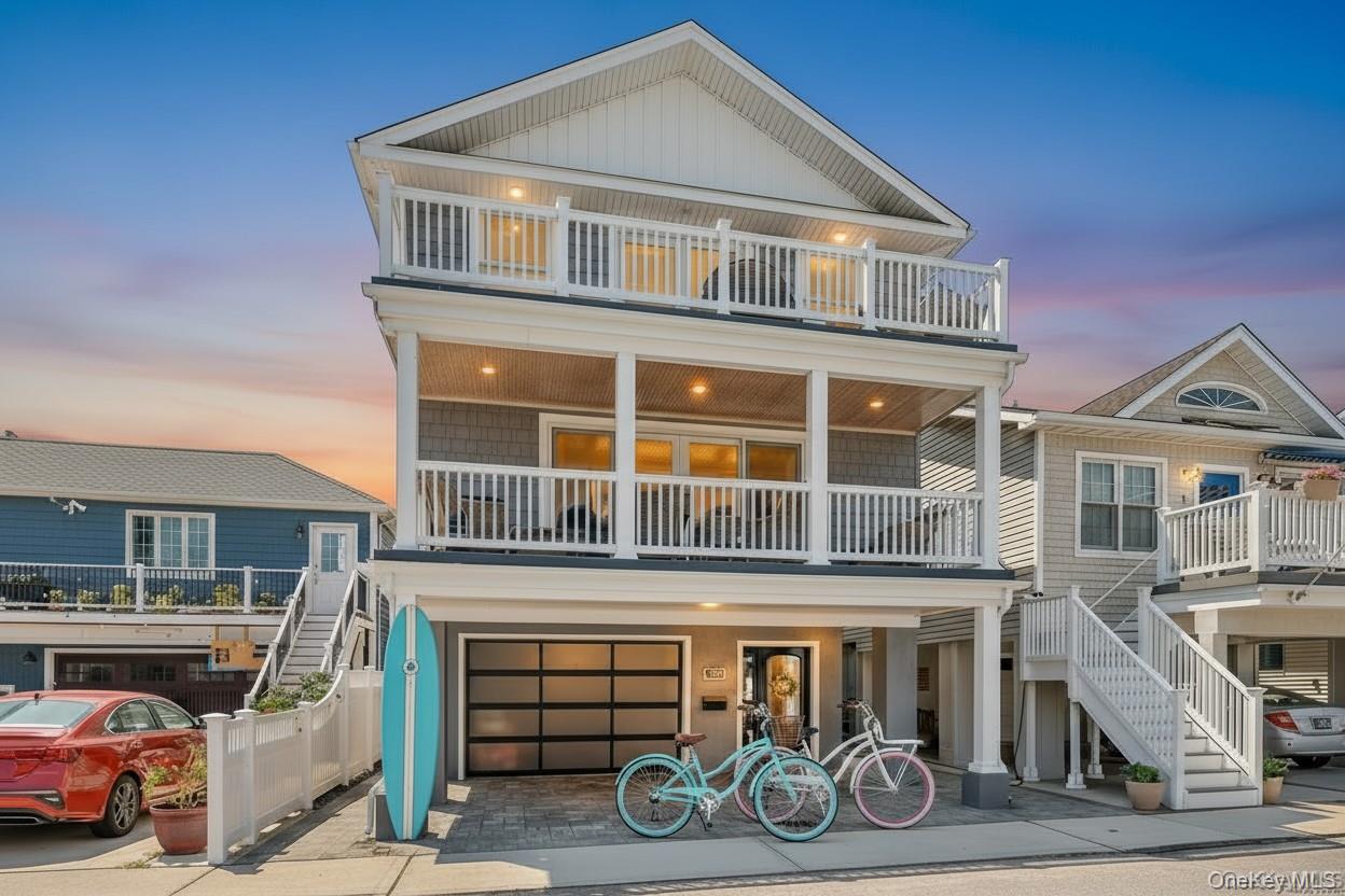 Long Beach, New York 11561, United States, 4 Bedrooms Bedrooms, ,3 BathroomsBathrooms,Residential,Active,196642 Long Beach, New York 11561, United States, 4 Bedrooms Bedrooms, ,3 BathroomsBathrooms,Residential,Active,196642