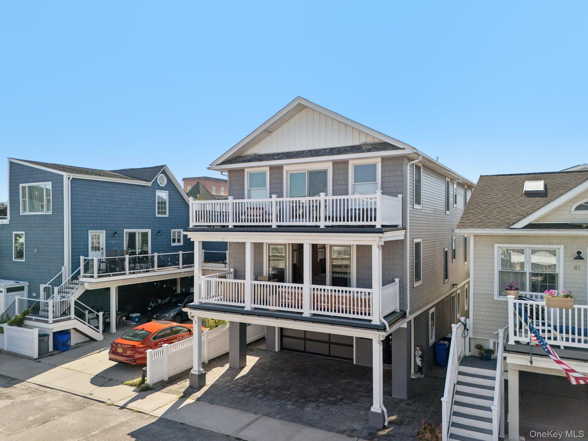 Long Beach, New York 11561, United States, 4 Bedrooms Bedrooms, ,3 BathroomsBathrooms,Residential,Active,196642