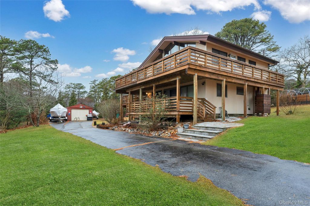 Photo of 5 Victoria Drive, Hampton Bays, NY 11946 (MLS # 948980)