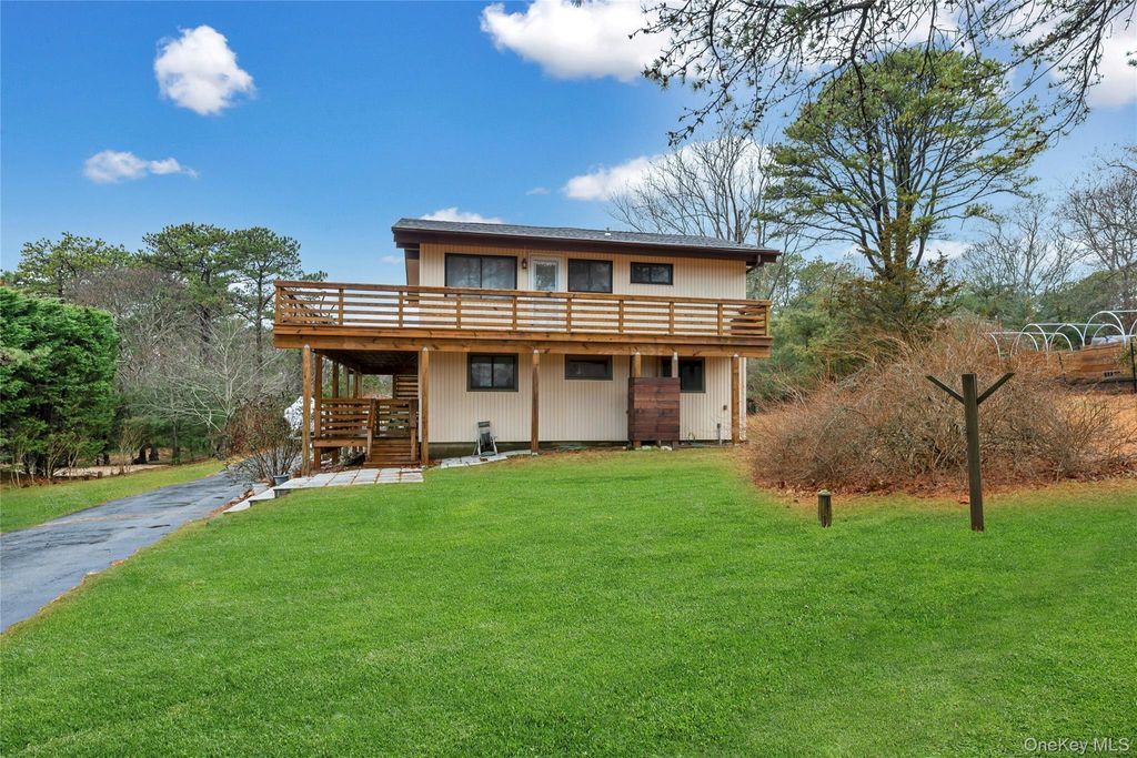 Photo of 5 Victoria Drive, Hampton Bays, NY 11946 (MLS # 948980)