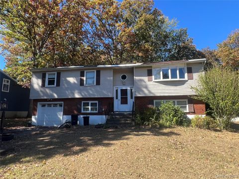 41 Roe Avenue Cornwall On Hudson NY 12520