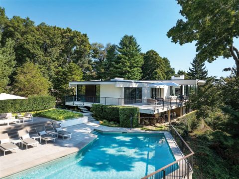 17 Pilgrim Road Rye NY 10580