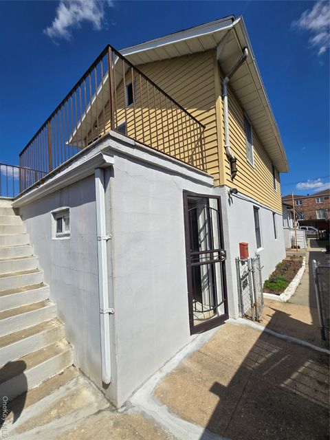 551B Vincent Avenue Bronx NY 10465