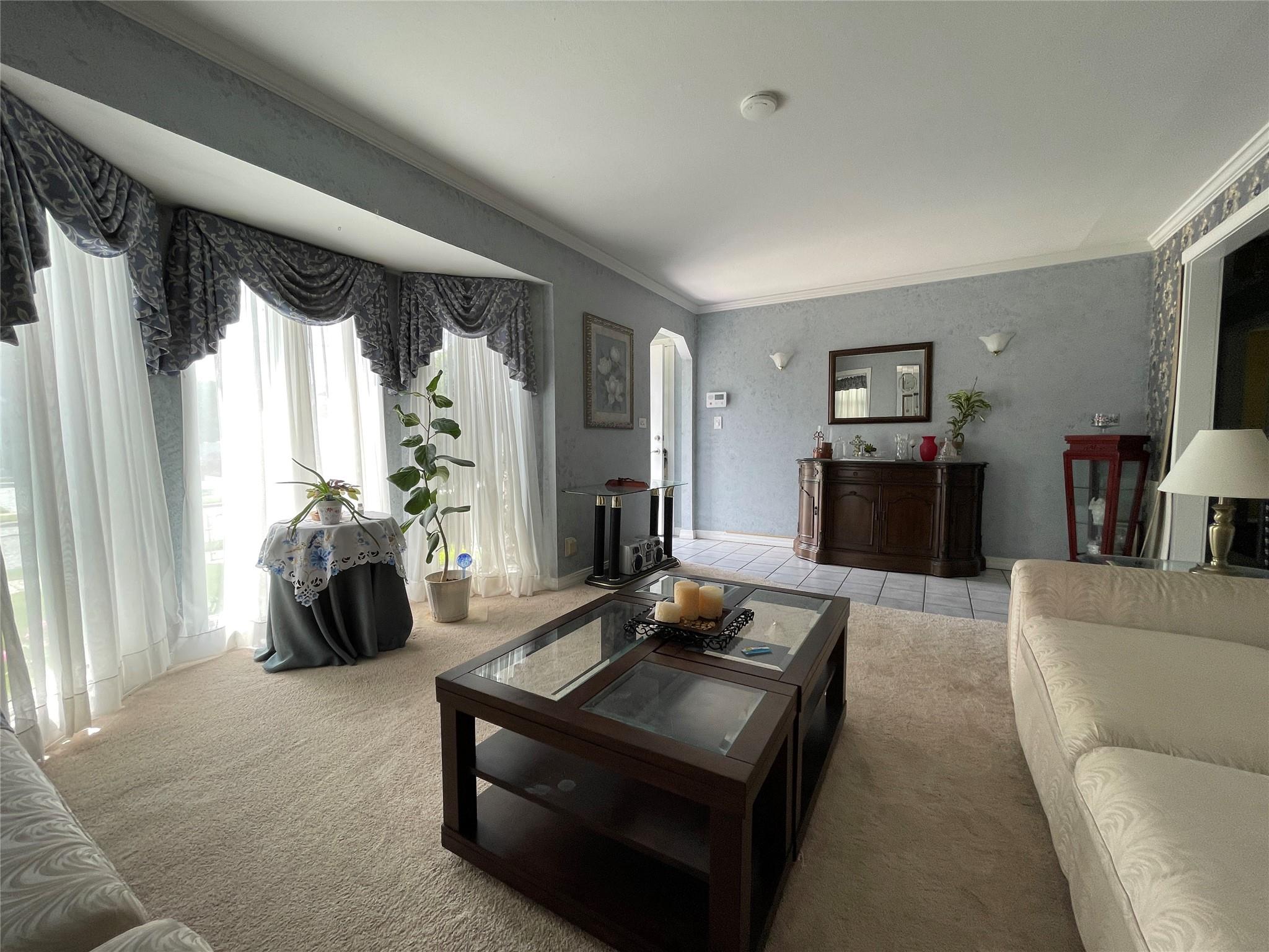 2495 5th Avenue, East Meadow, New York image 3