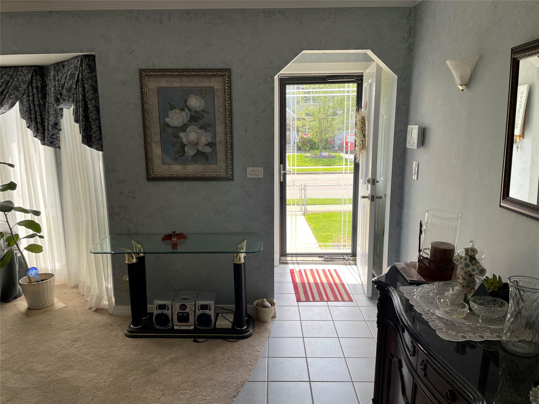 2495 5th Avenue, East Meadow, New York image 17
