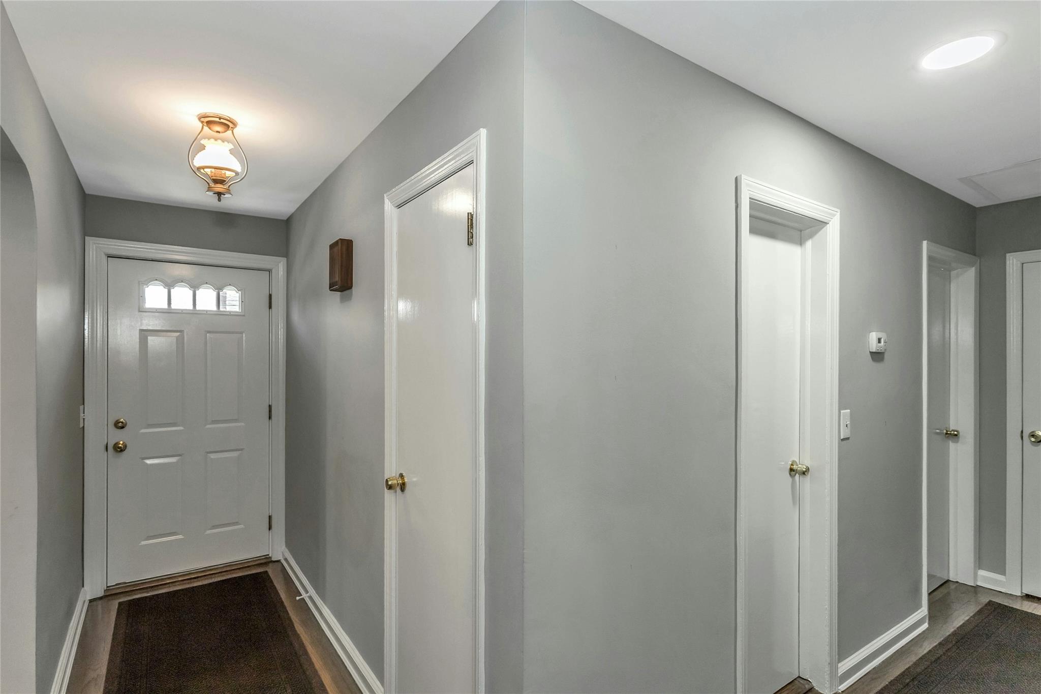 6 Barclay Drive, Coram, New York image 4