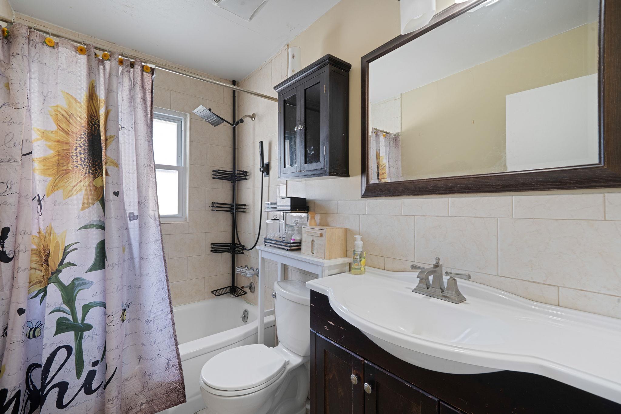 161 Grand Avenue, Freeport, New York image 21