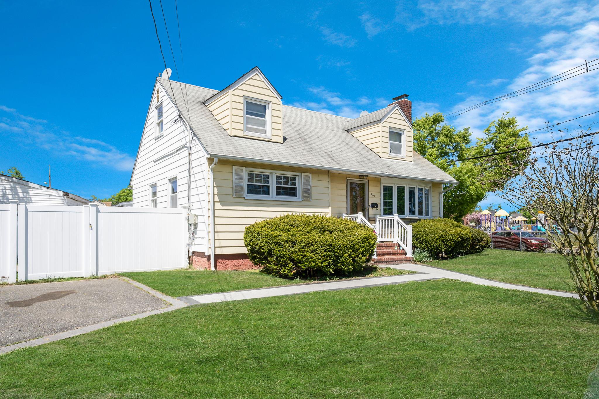 161 Grand Avenue, Freeport, New York image 3