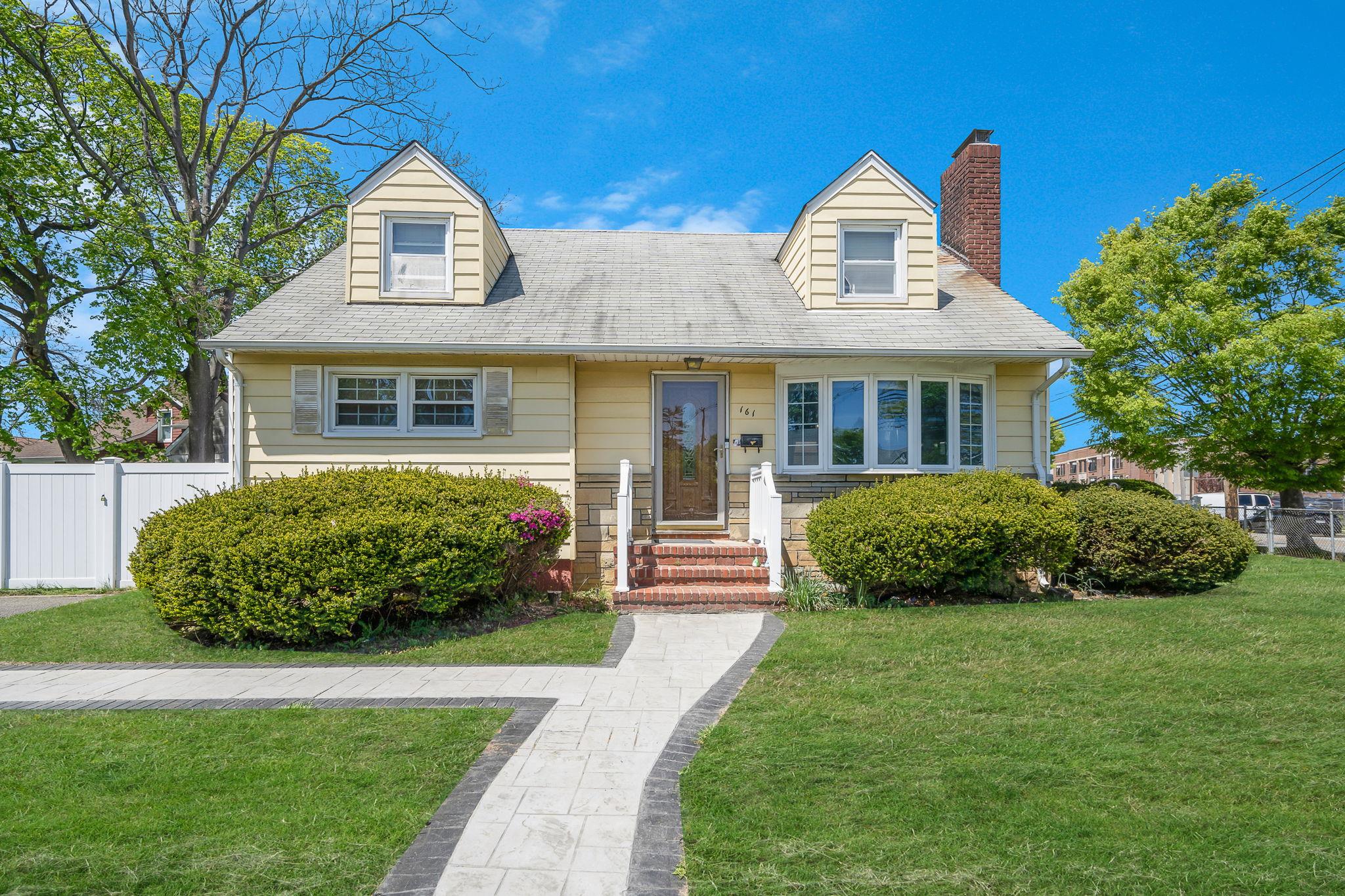 161 Grand Avenue, Freeport, New York image 1