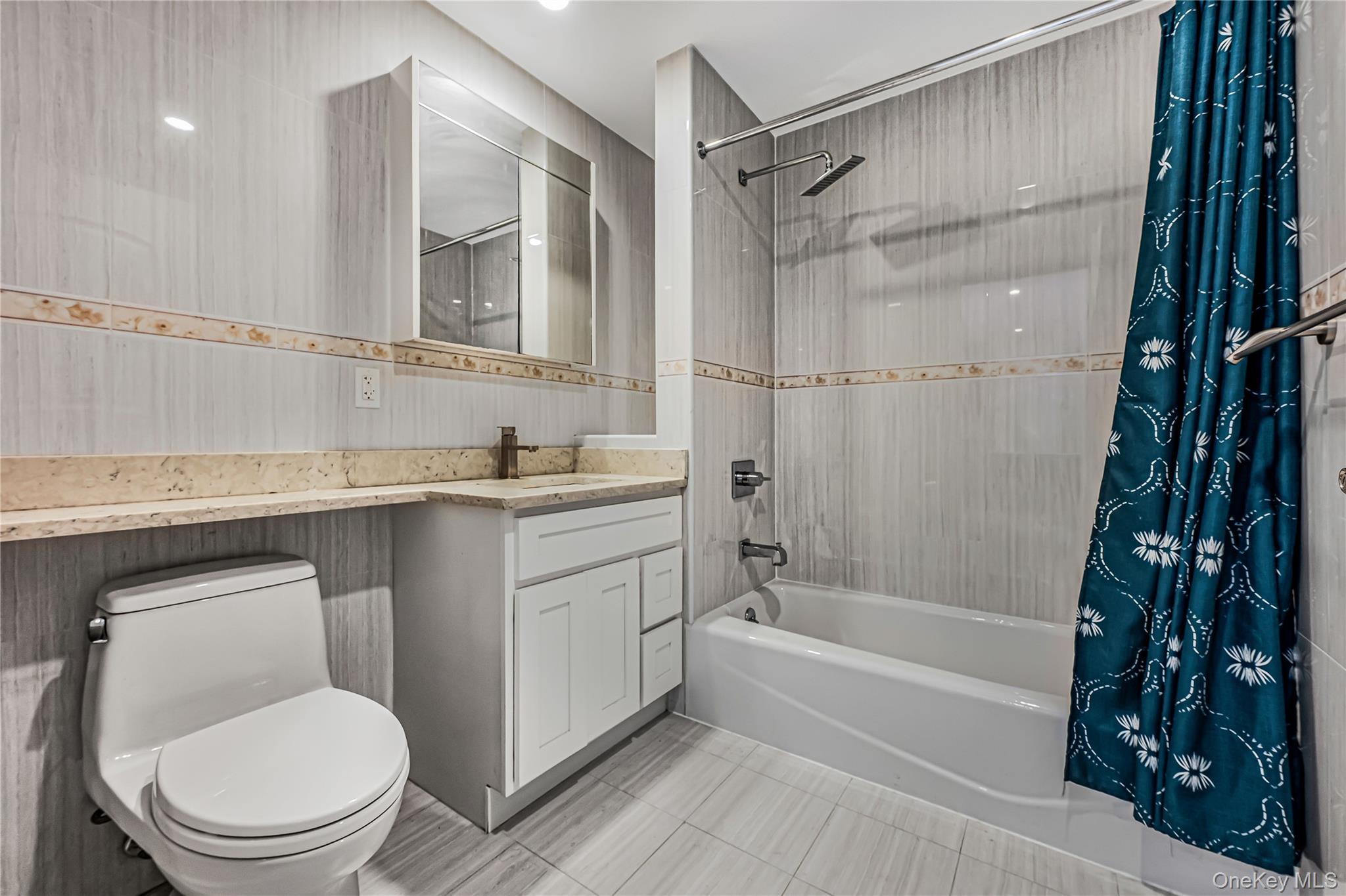 6538 Austin Street 2A