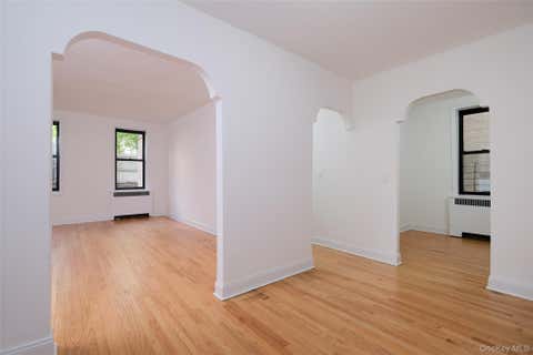 Homes For Sale - 340 E Mosholu Parkway #1-A<br/> Bronx, NY 10458