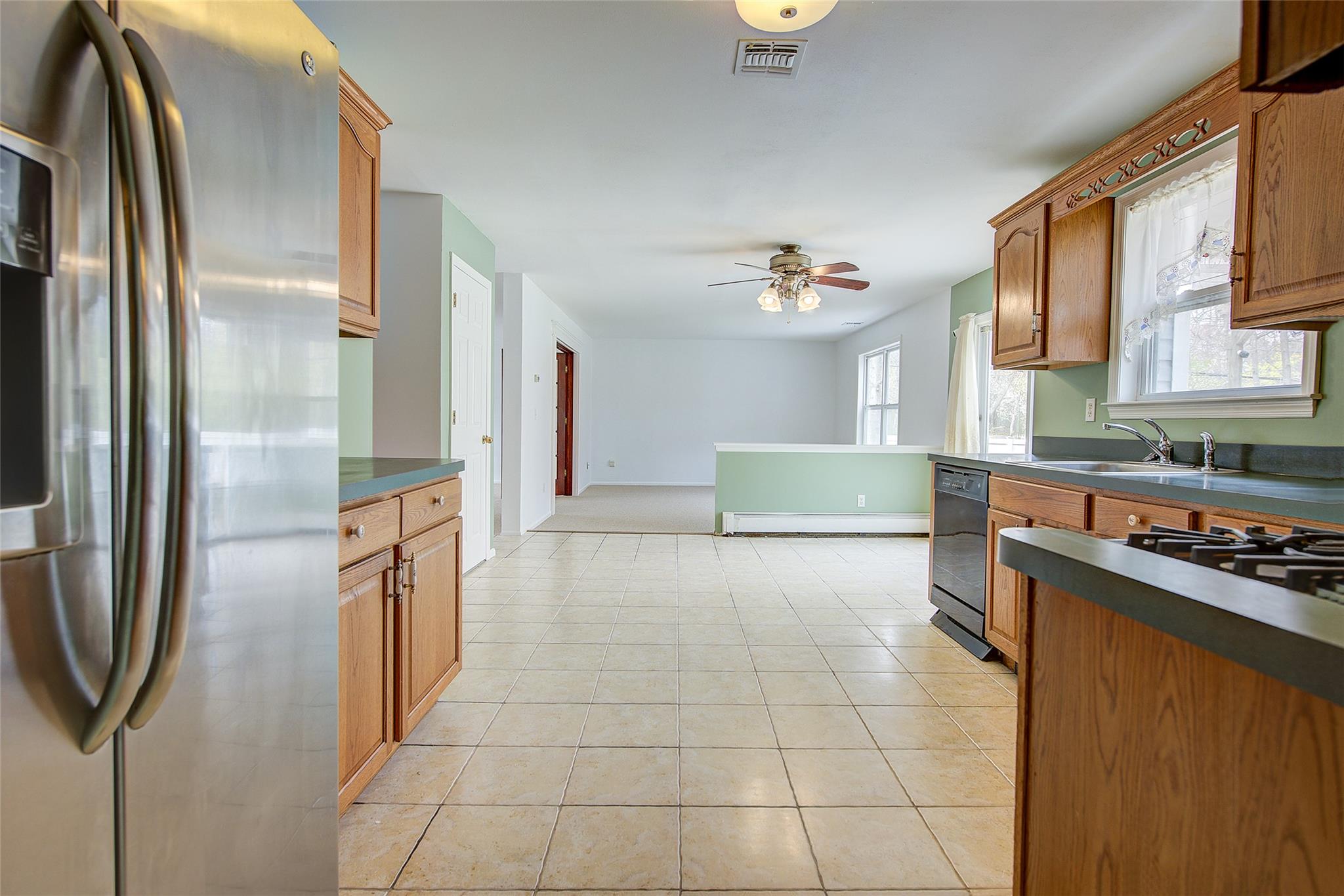 1 Richard Drive, Medford, New York image 10