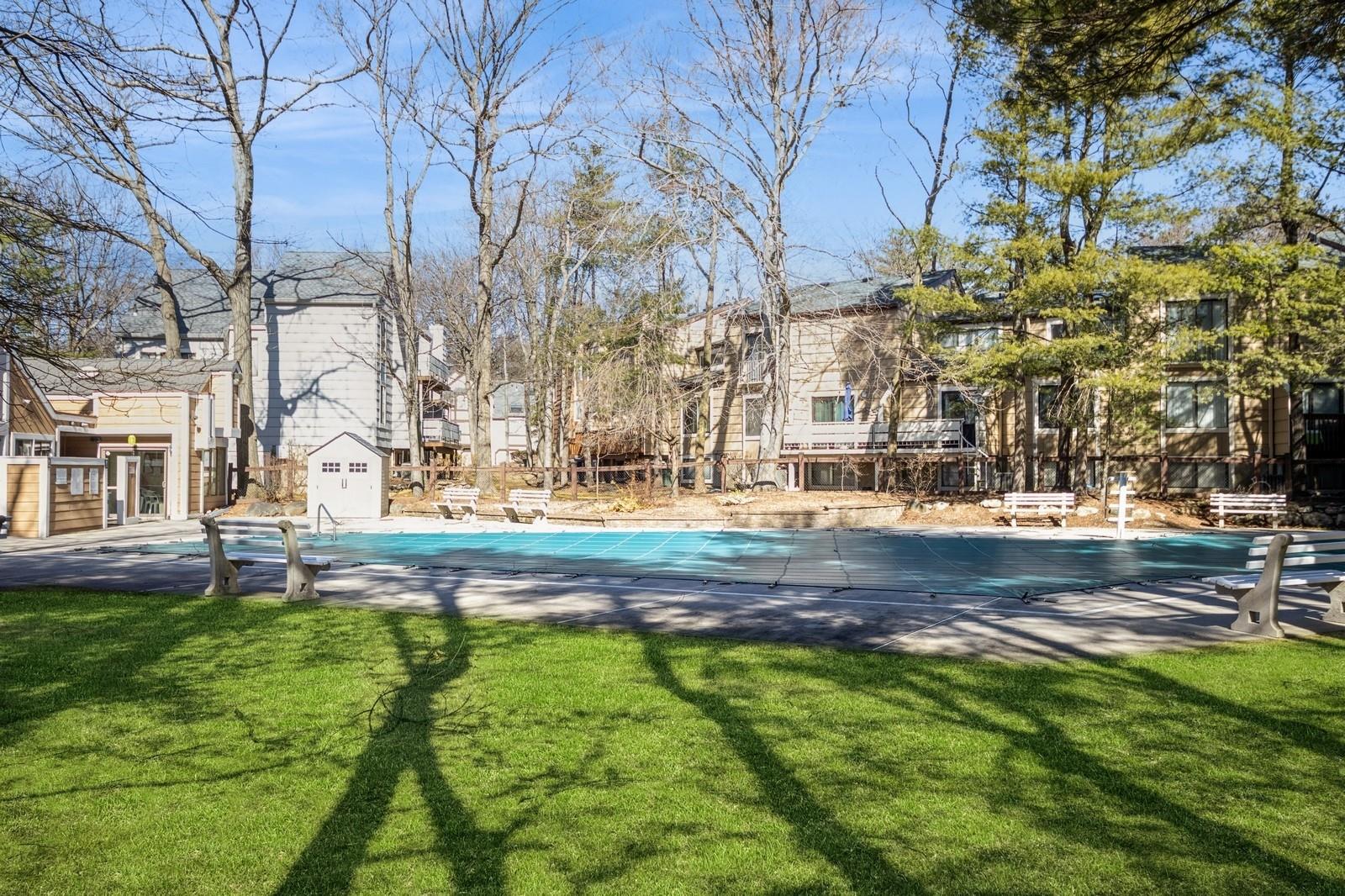 255 Treetop Circle, Nanuet, New York image 45