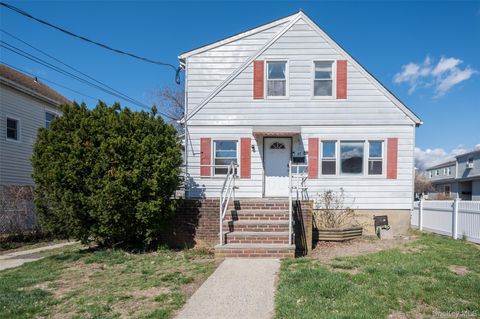 47 4th Avenue East Rockaway NY 11518